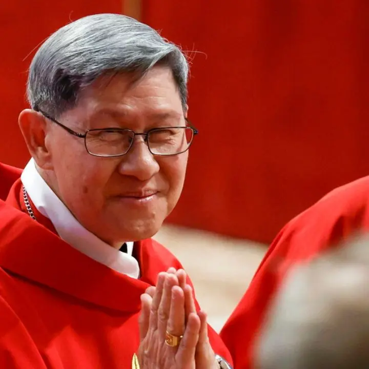 Pochi giorni al Conclave, l’effetto karaoke ipoteca le chance del filippino Tagle\n