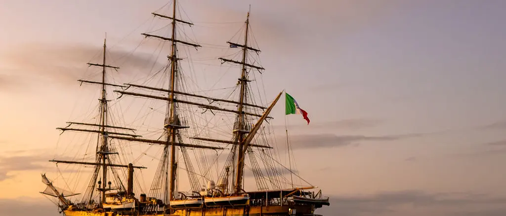 Reggio si prepara ad accogliere la nave più bella del mondo, tre giorni nella città dello Stretto per l’Amerigo Vespucci\n