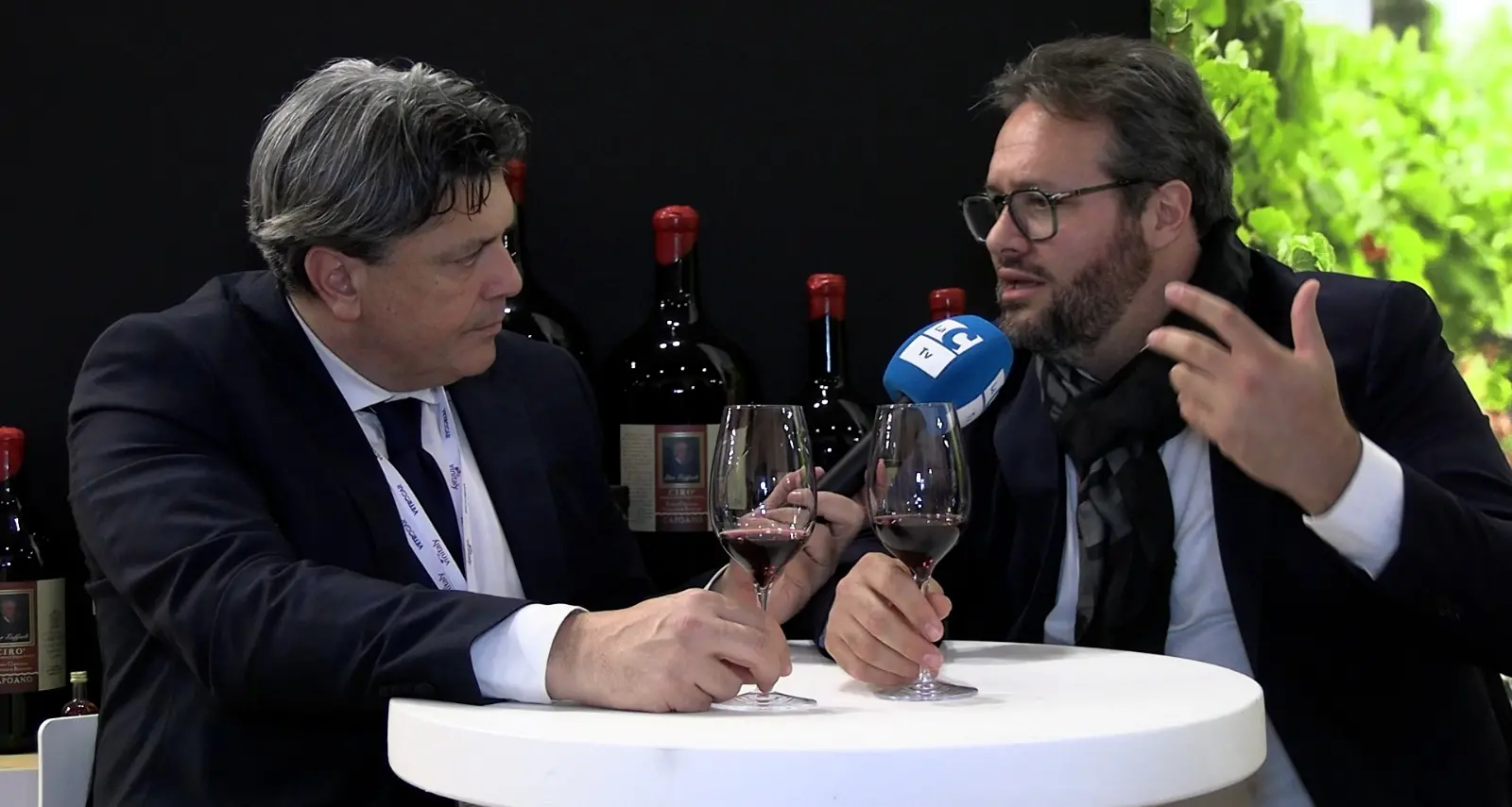 Grand Terroir al Vinitaly, vitivinicoltura di qualità dallo Jonio al Tirreno: oggi su LaC OnAir\n