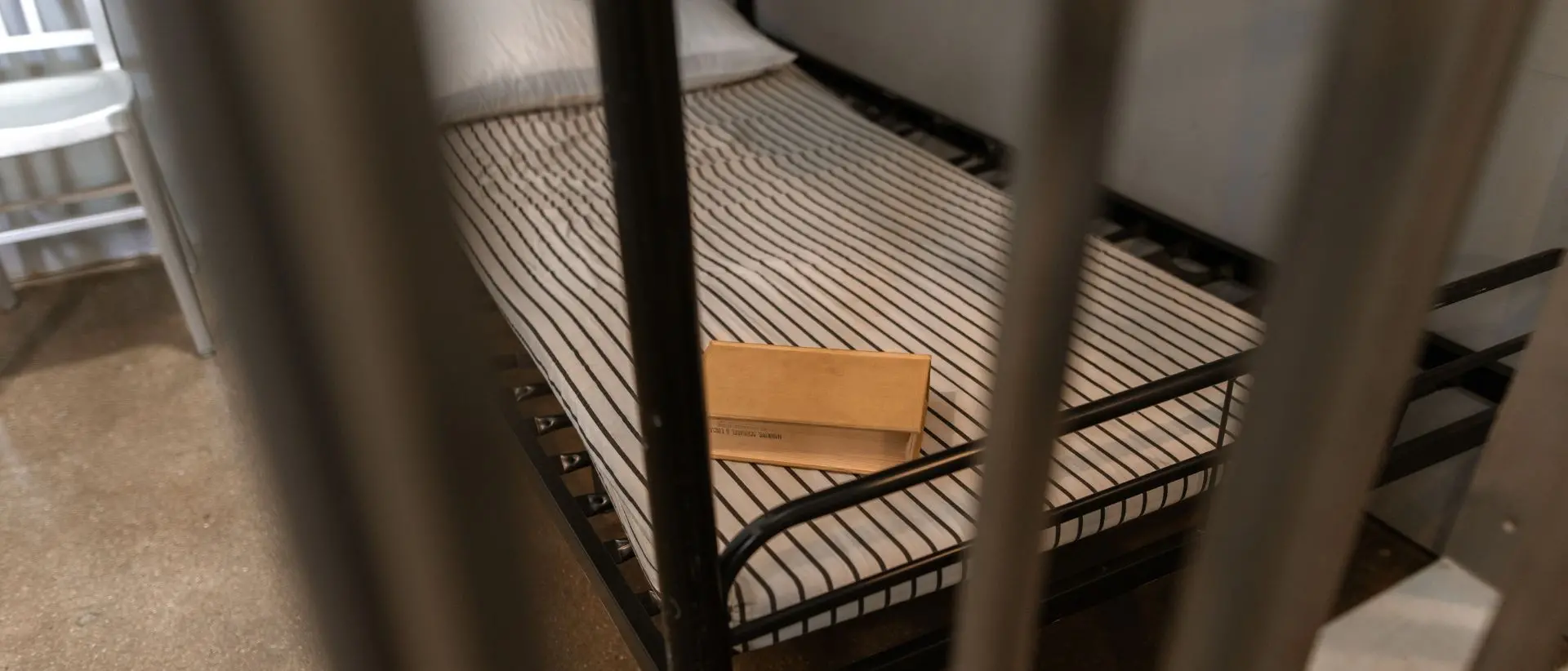 Nel carcere di Rossano scovati due telefonini e cocaina nascosti in una cella\n