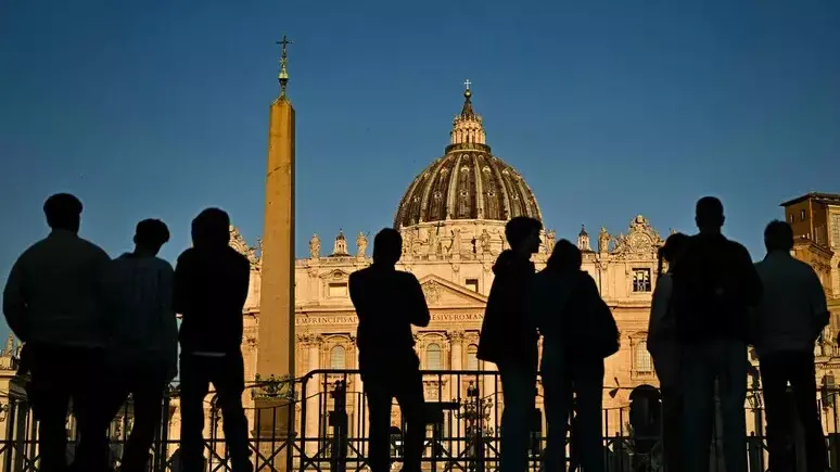 San Pietro , Ansa