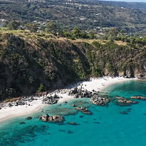 Una spiaggia calabrese (forse due) tra le 50 più belle d’Europa: ecco la perla premiata da The World’s Best Beaches\n