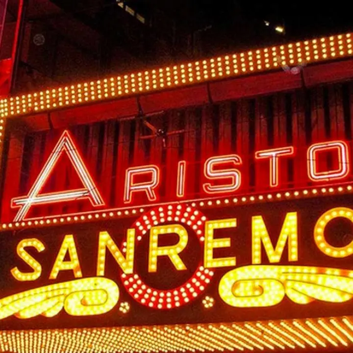 Clamoroso! Sanremo rischia il nome: registrato il marchio “Festival della musica italiana”\n