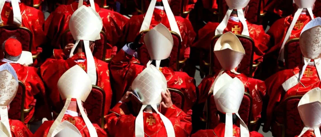 Parolin o l’ombra? Il Conclave che divide l’Italia e il Vaticano