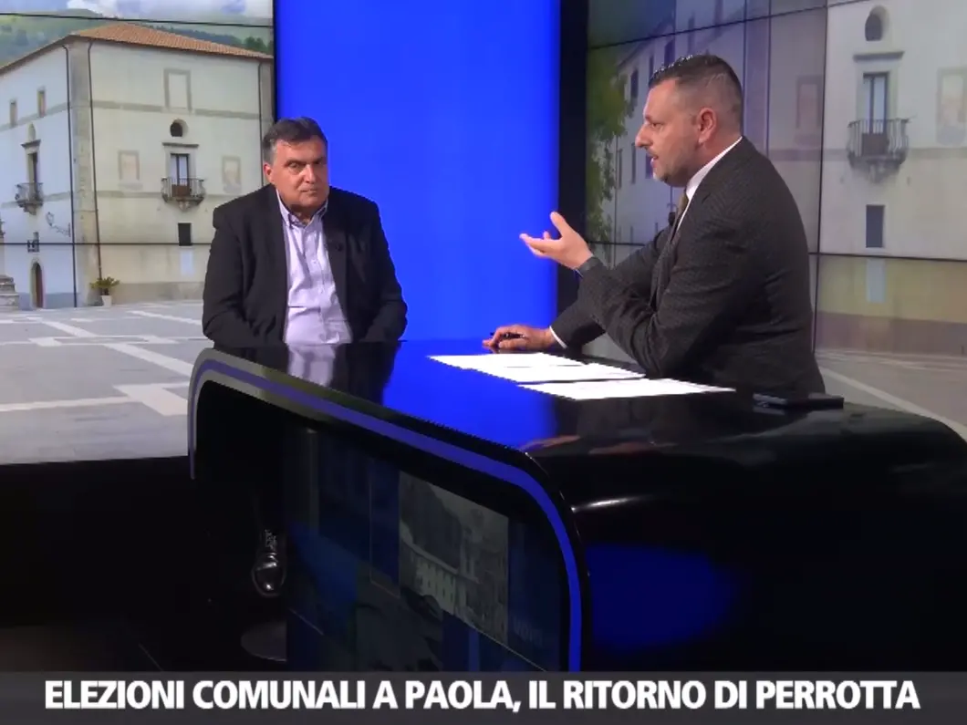 Roberto Perrotta si ricandida a sindaco di Paola: «Me lo hanno chiesto i cittadini stanchi dopo anni di sciatteria»