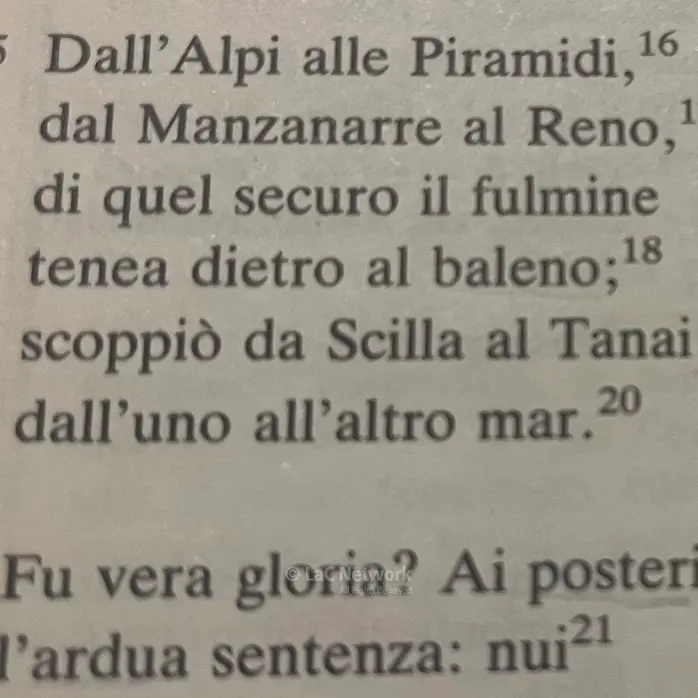 «Da Scilla al Tanai, da un mare a un altro mare», così\u00A0Manzoni richiama il dominio napoleonico giunto fino alla Calabria ne “Il 5 maggio”