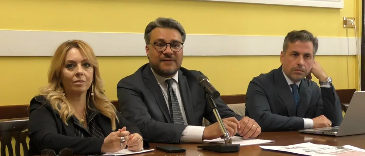 Astensione di tre giorni per i penalisti anche a Catanzaro, nel mirino il decreto Sicurezza: «Sistema autoritario»\n