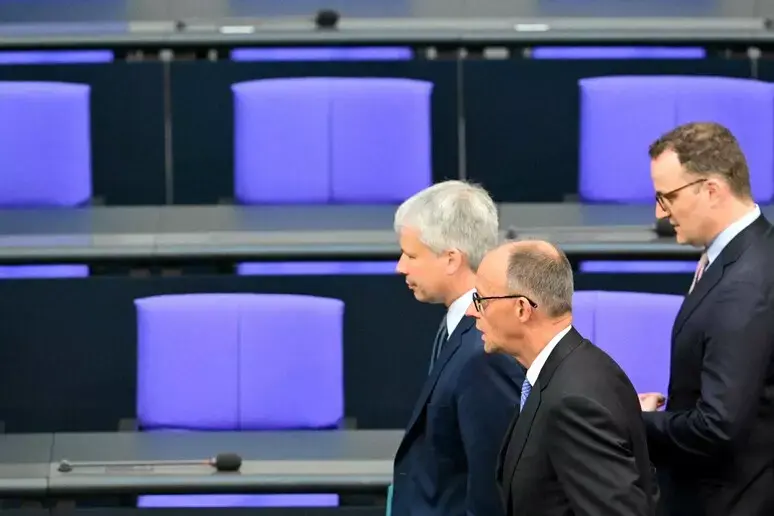 <p>Foto da Ansa</p>\\n