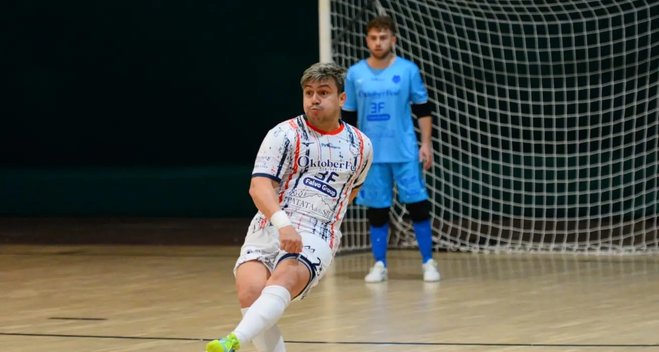 Calcio a 5, la Pirossigeno Cosenza cade 3-1 contro il Pomezia: trasferta amara per il Lupi di\u00A0Ibañes\n