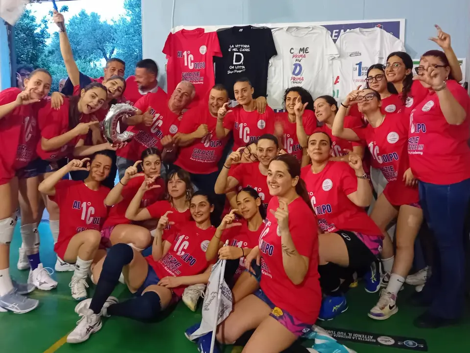 Volley Calabria, CratiCam vince il torneo di Serie D: la squadra femminile ora è pronta a nuove sfide