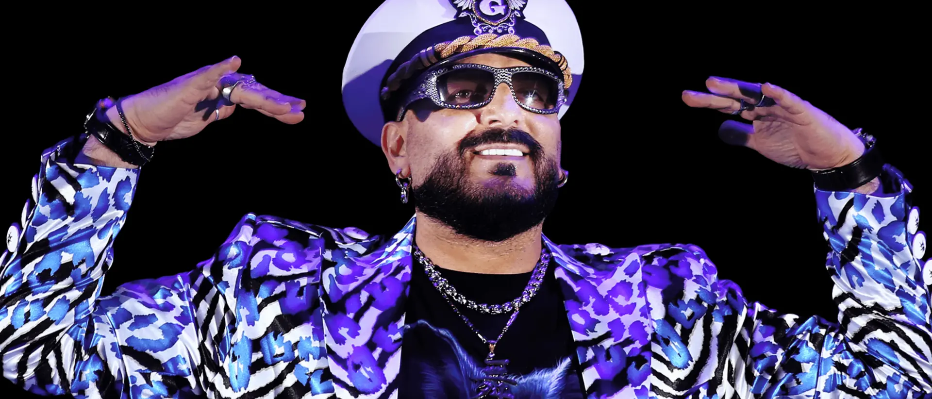 Gigi D’Agostino torna in Calabria per accendere l’estate cosentina\n