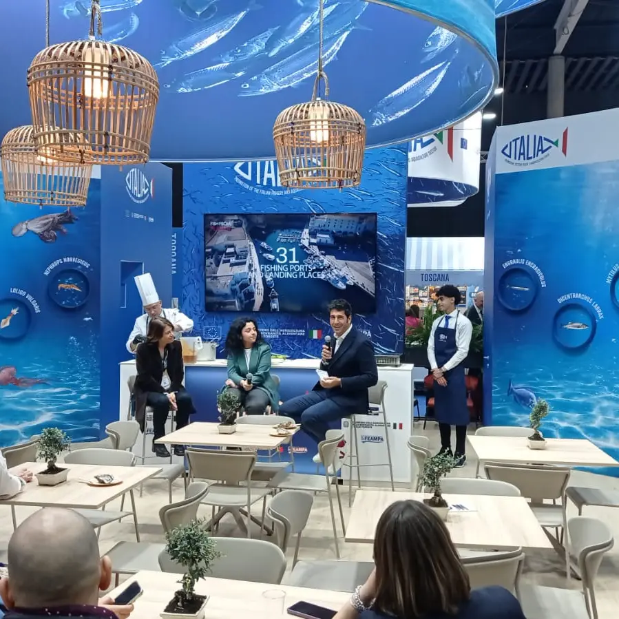 Barcellona, Calabria protagonista al Seafood Expo Global 2025: in prima linea le aziende regionali del settore ittico\n