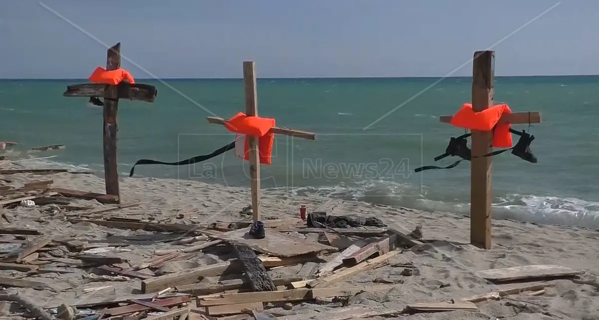 Strage di Cutro, la Regione Calabria si costituisce parte civile nel processo in corso a Crotone\n