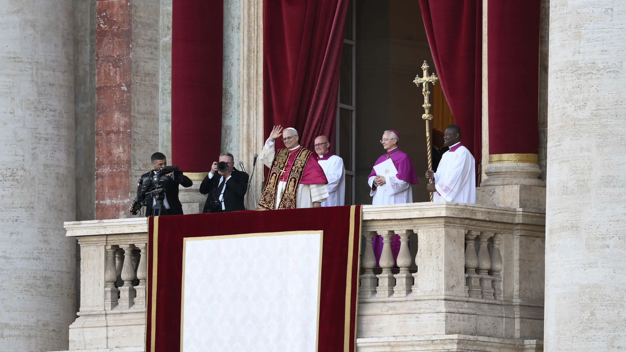 Pace, dialogo, ponti\u00A0da costruire. Ecco Leone XIV\n