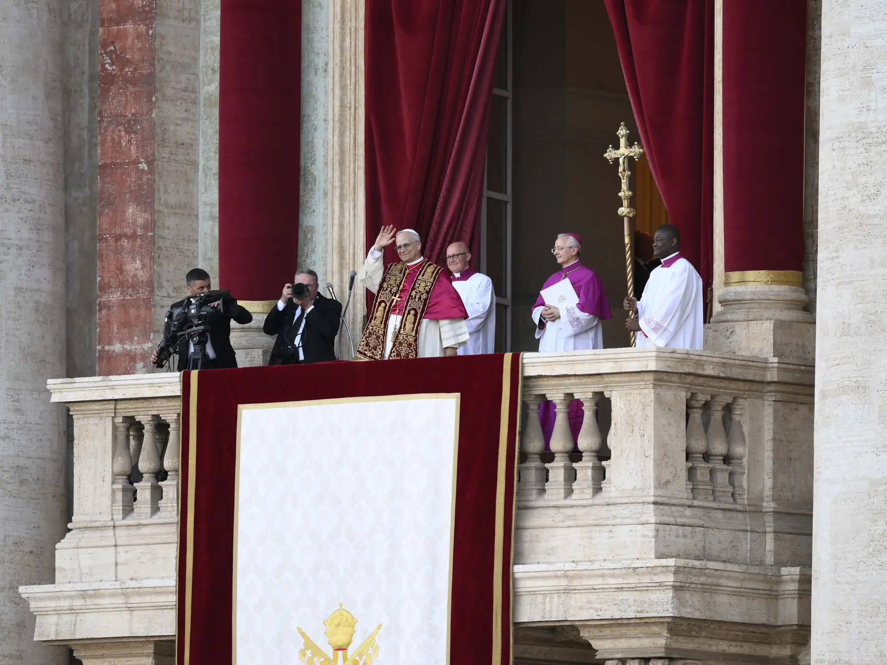 Pace, dialogo, ponti da costruire. Ecco Leone XIV