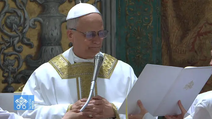 «Sparire perché rimanga Cristo»: la prima messa di Papa Leone XIV nella Cappella Sistina\n