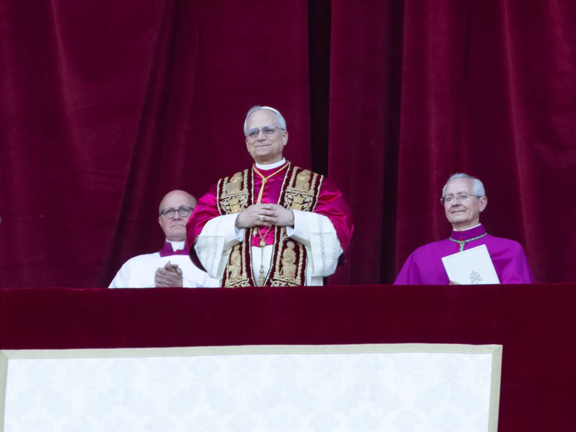 «Abbiamo un Leone»: la prima cena con i cardinali e quel nome che vuole cambiare la Chiesa (e il mondo)