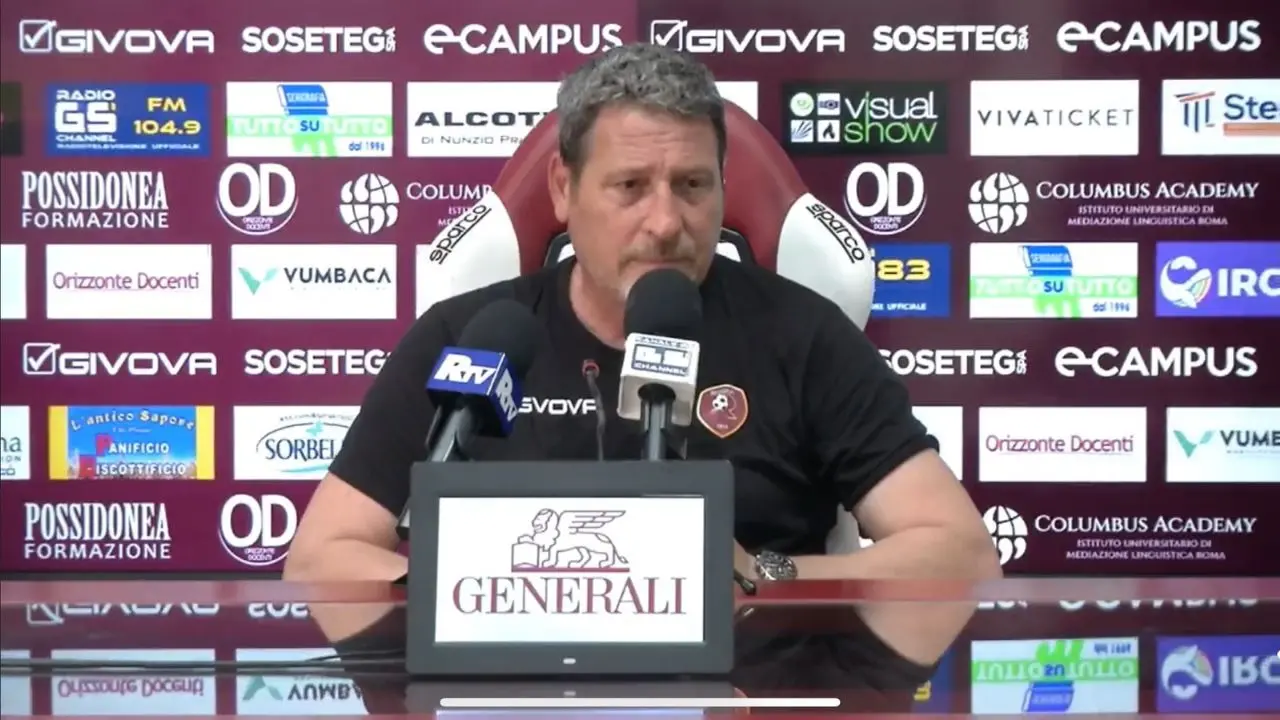 Verso Reggina-Vibonese, Trocini punta l’obiettivo: «Qualche posto in Serie C ci sarà. Barillà in dubbio, ma deciderà lui»\n