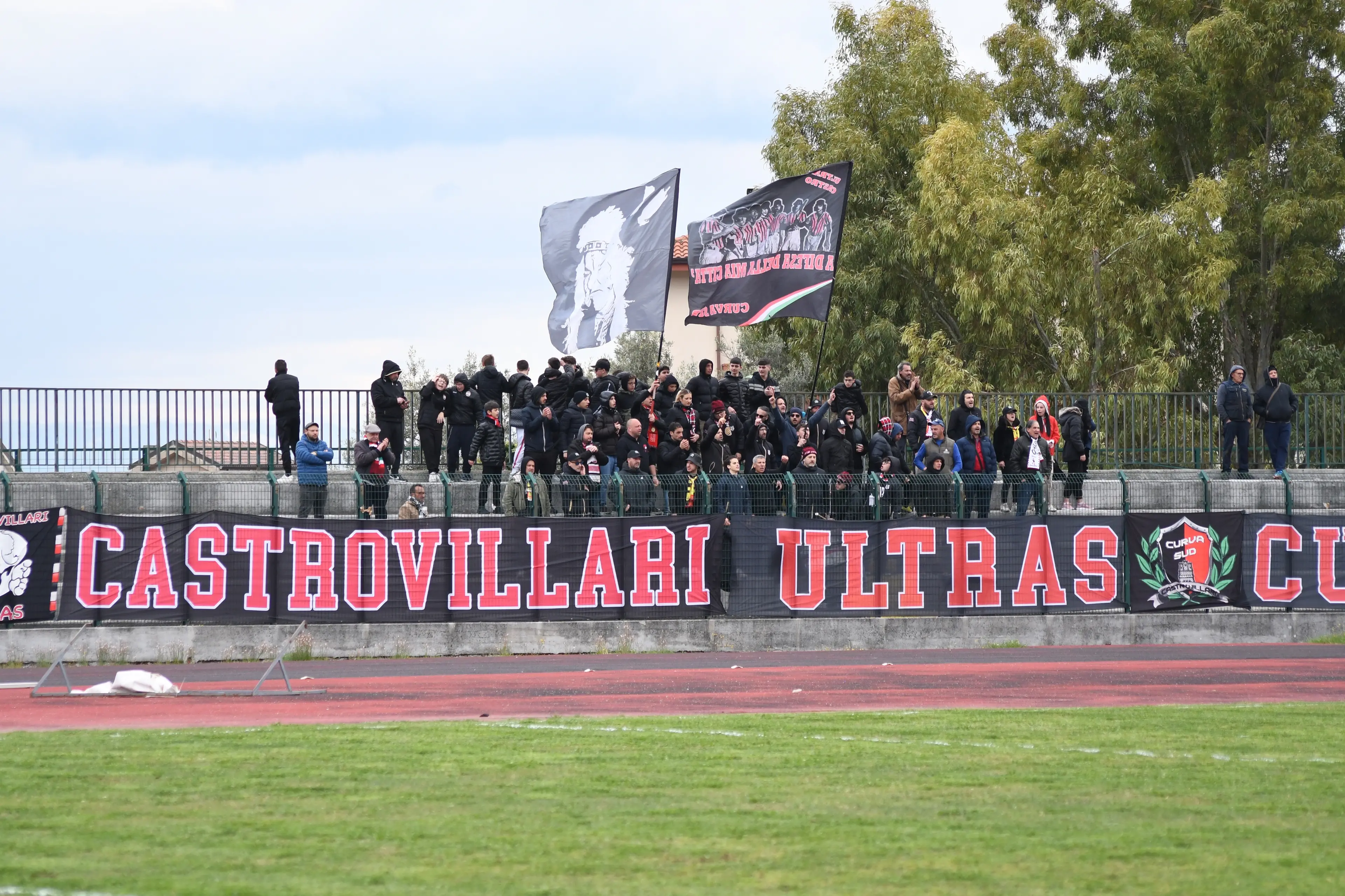 Eccellenza, rinviato il play out tra Castrovillari e Ardore. I Lupi del Pollino presentano ricorso alla Corte Federale d'Appello\n