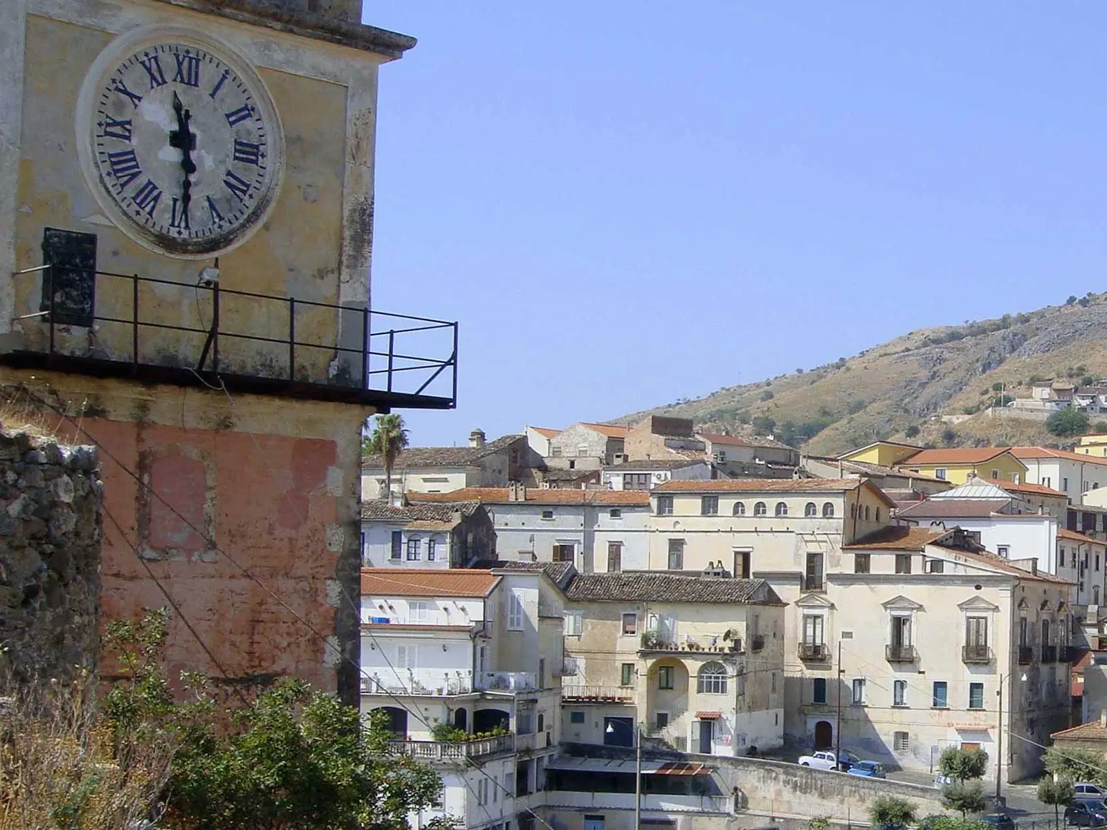 Il coraggio di denunciare le estorsioni e «il potere criminale degli Abbruzzese ai minimi storici»: i dettagli dell’inchiesta contro i clan della Sibaritide