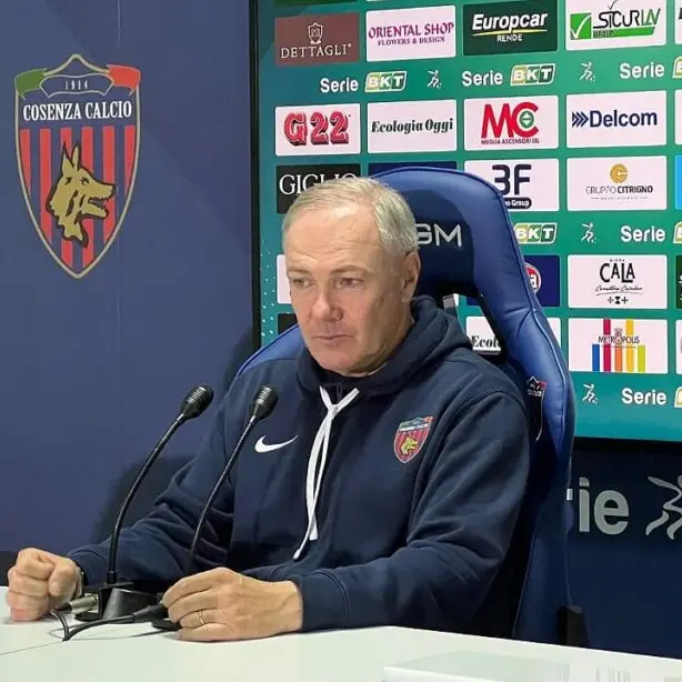 Cosenza-Cesena 0-1, Alvini “saluta”: «Auguro un futuro migliore a questa città calcisticamente»\n