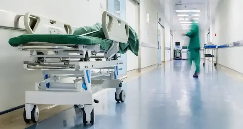 In Calabria l’83% dei posti letti dei reparti di Medicina sono occupati, pesa la carenza di medici e l’assenza di servizi\n