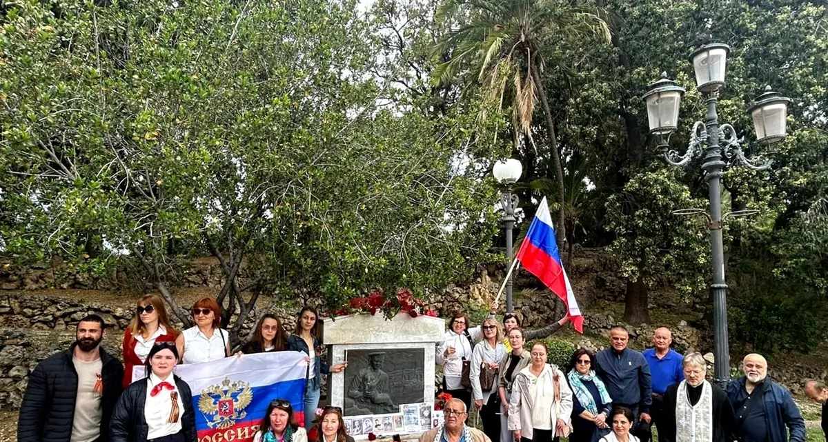 A Reggio russi e ucraini ricordano insieme\u00A0gli 80 anni dalla vittoria russa sul nazifascismo\n