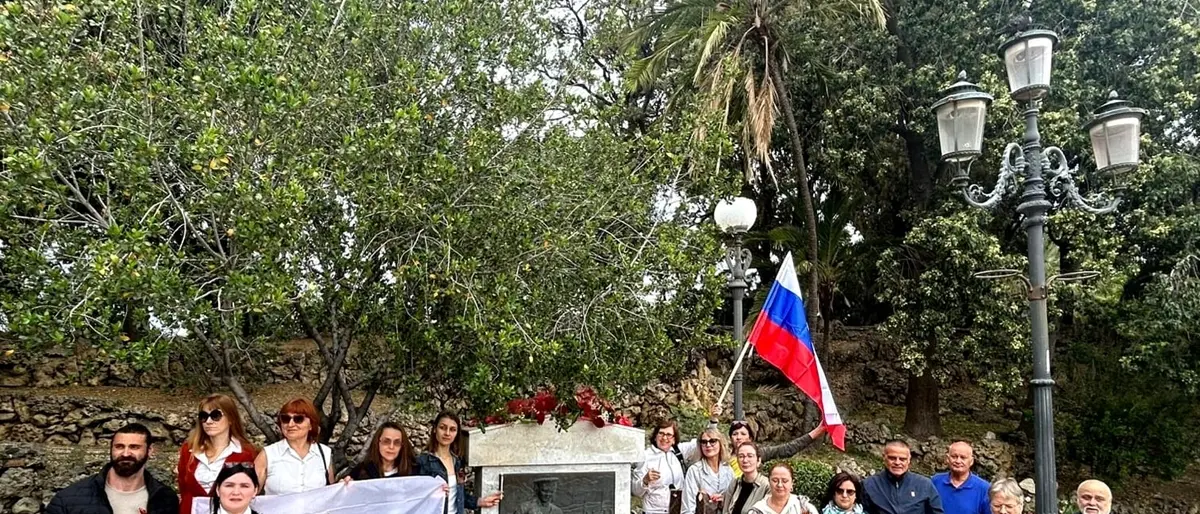 A Reggio russi e ucraini ricordano insieme\u00A0gli 80 anni dalla vittoria russa sul nazifascismo\n