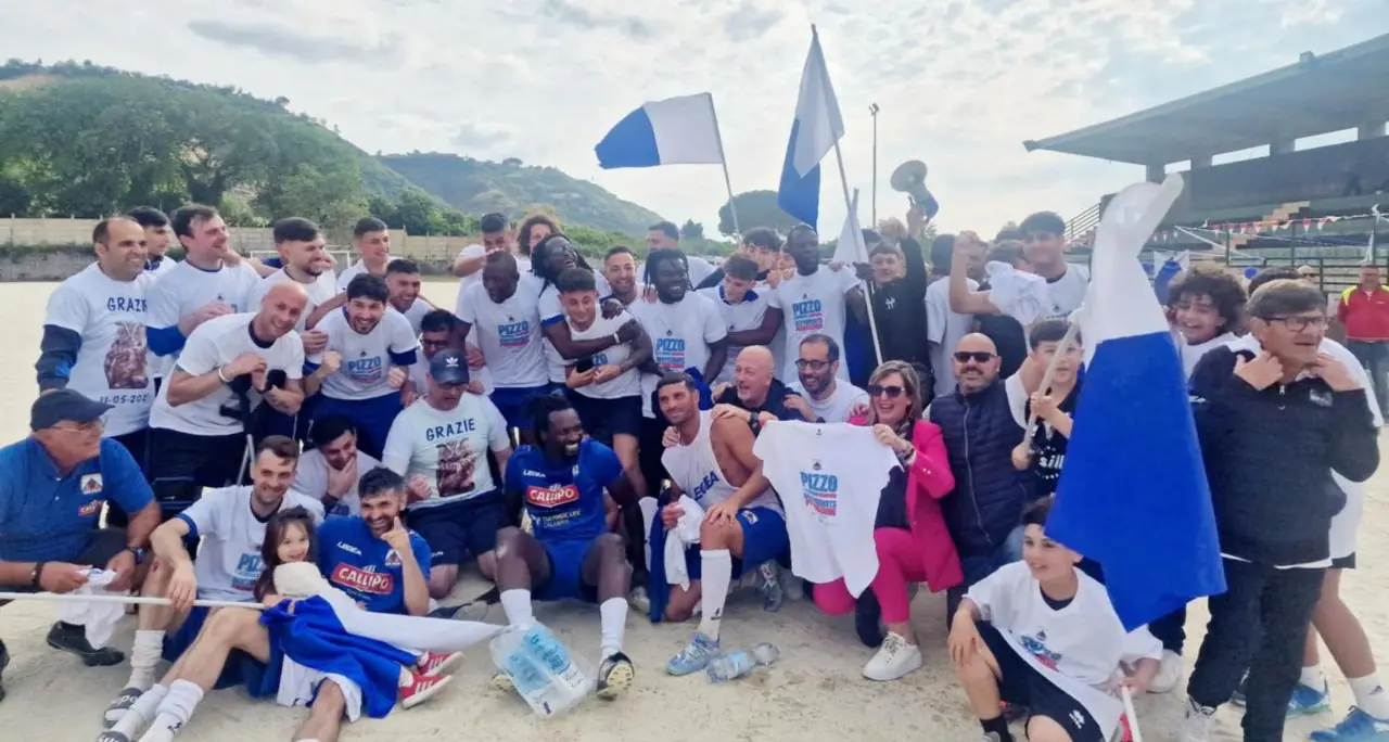 Prima categoria, impresa storica dell'Asd Pizzo che batte il Real Montepaone e dopo oltre 60 anni\u00A0torna in Promozione\n