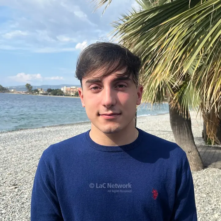 A 16 anni salvò in mare due coniugi, giovane reggino Alfiere della Repubblica: «Non sono un eroe»\n