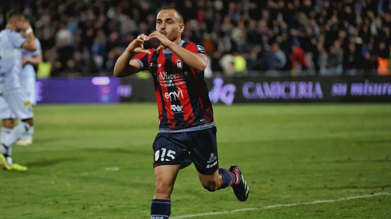 Play off Serie C, Crotone dirompente: batte 3-1 la Feralpisalò e ipoteca il passaggio di turno\n