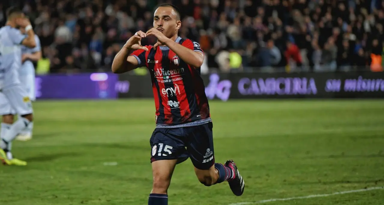 Play off Serie C, Crotone dirompente: batte 3-1 la Feralpisalò e ipoteca il passaggio di turno\n