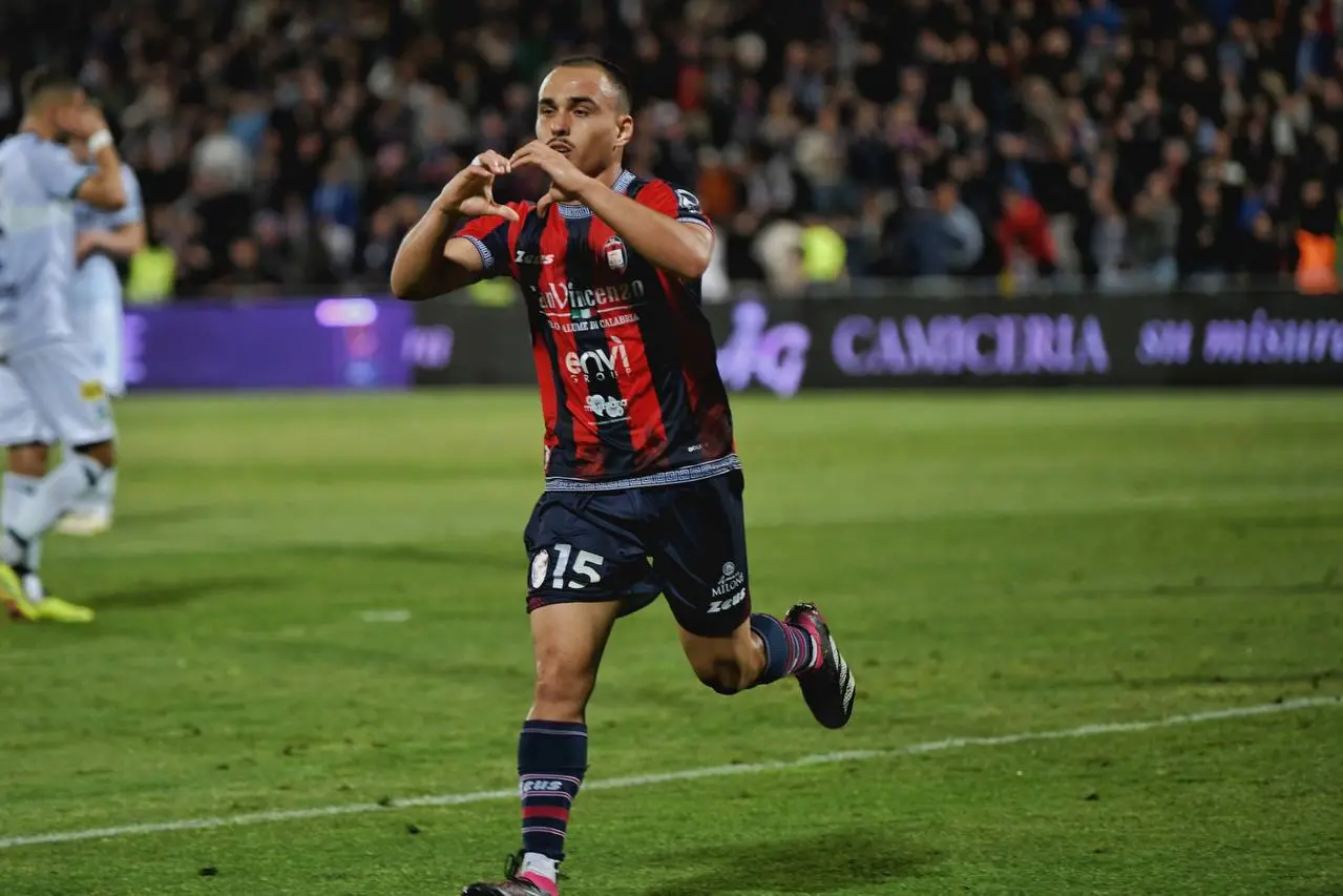 Play off Serie C, Crotone dirompente: batte 3-1 la Feralpisalò e ipoteca il passaggio di turno\n