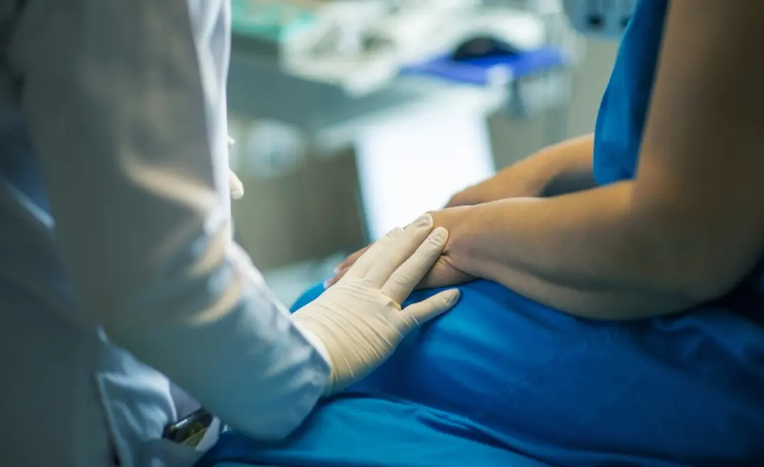Rende, la denuncia dei Riformisti: «Un medico sfrutta le sofferenze dei pazienti per chiedere voti»\n