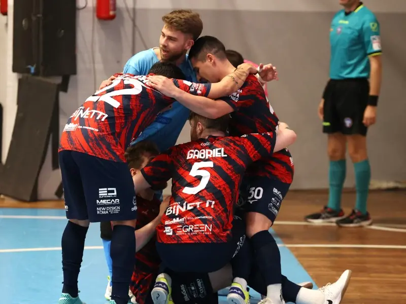 Calcio a 5, Cosenza da crepacuore contro L84: Felipinho sulla sirena regala i 3 punti ai lupi