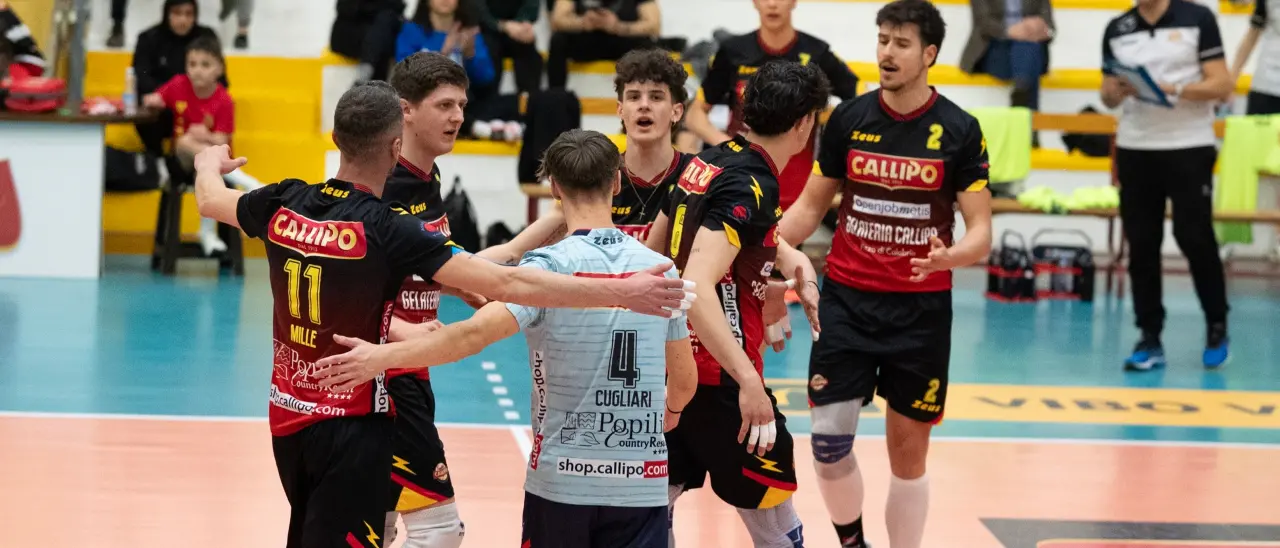 Volley maschile, in Serie C Praia rimanda la festa promozione: netta sconfitta sul campo della Tonno Callipo\n