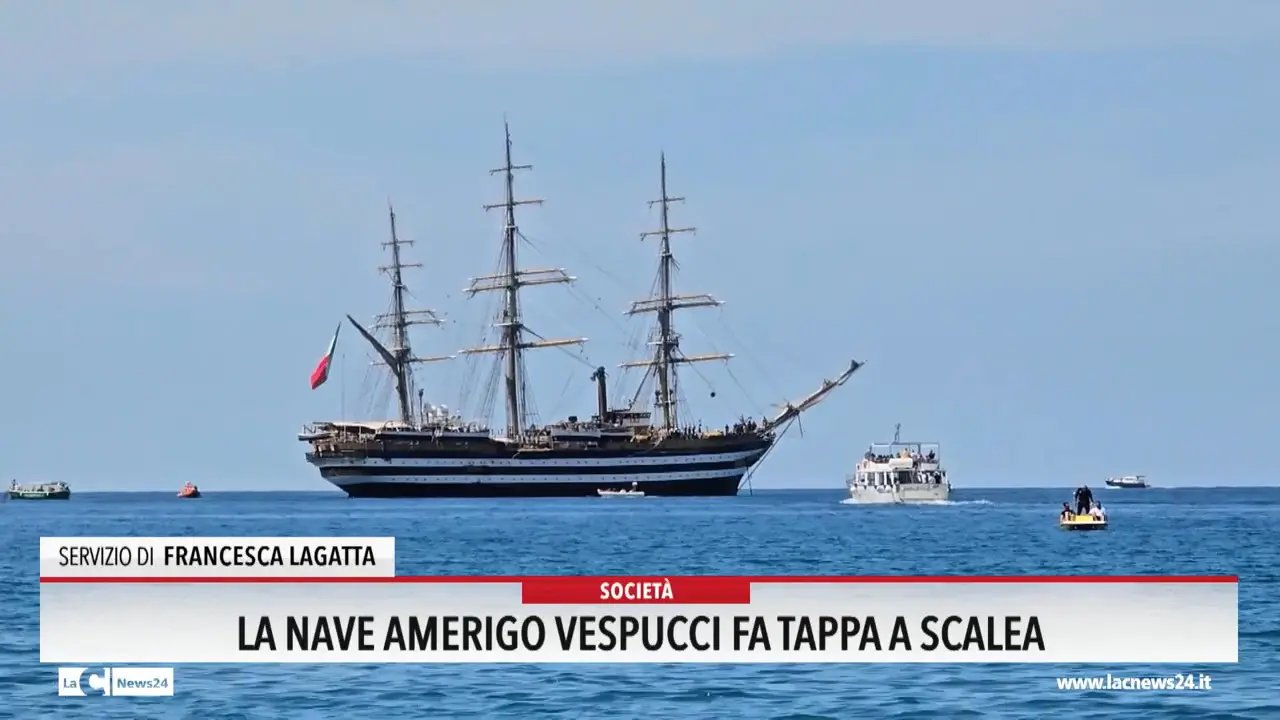 La nave Amerigo Vespucci fa tappa a Scalea