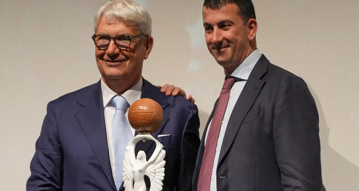 A Floriano Noto il Premio Maestrelli, il patron del Catanzaro ringrazia: «È il\u00A0frutto del lavoro dell’intera società»\n