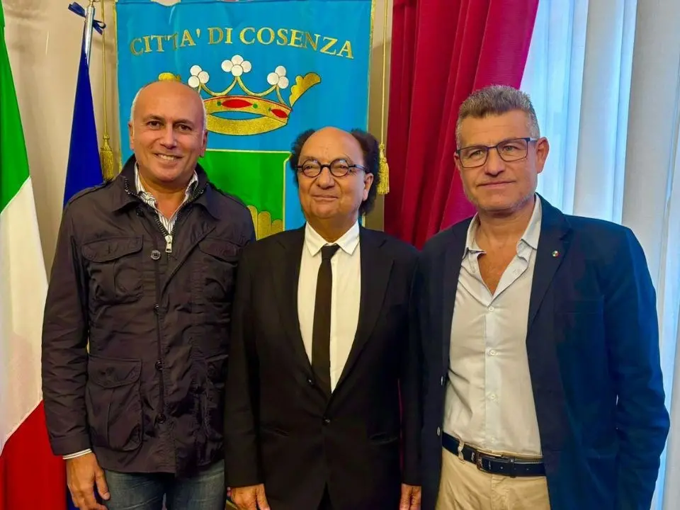 Cosenza Calcio, il Comune conferma: «I debiti ci sono e recupereremo tutto». La cifra? È riservata