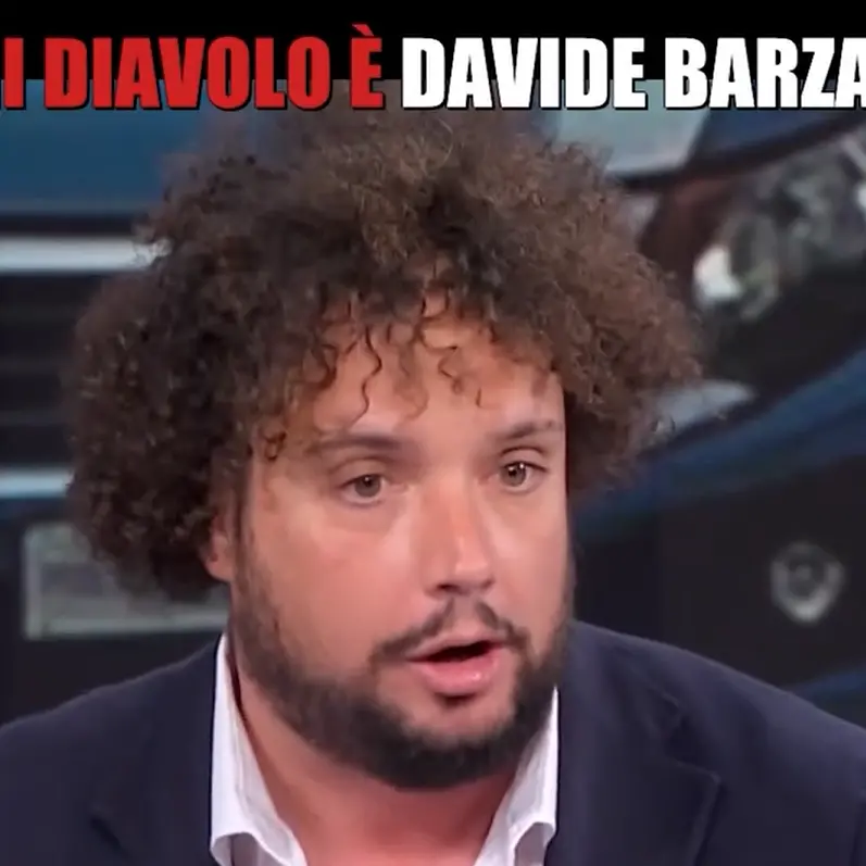 Il calabrese Davide Barzan denunciato per esercizio abusivo della professione: il “giurista” tv nei guai dopo le inchieste delle Iene\n
