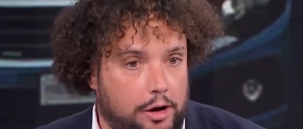 Il calabrese Davide Barzan denunciato per esercizio abusivo della professione: il “giurista” tv nei guai dopo le inchieste delle Iene\n