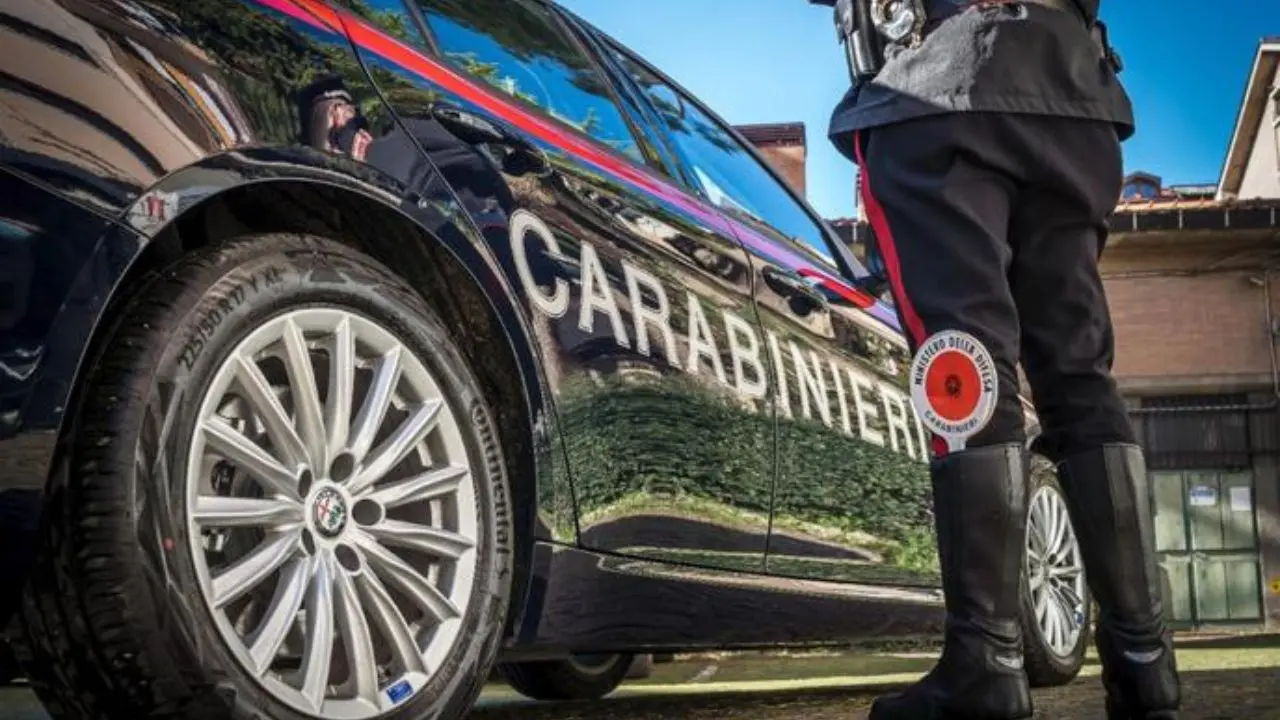 Schiaffi, pugni e minacce di morte alla moglie: arrestato 38enne nel Cosentino\n