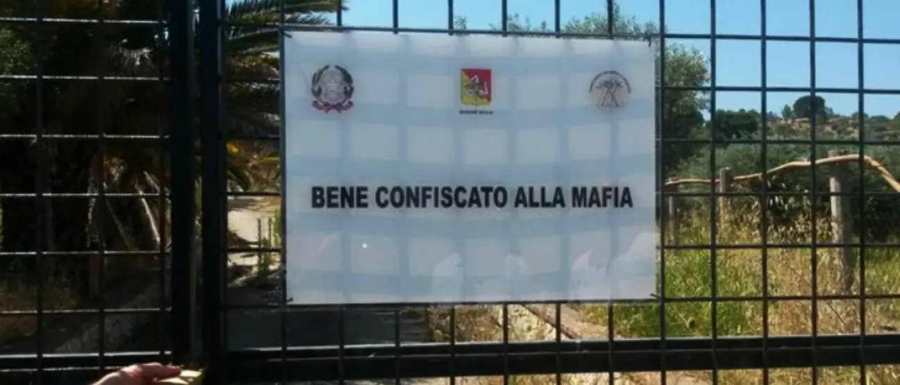 In Calabria e nel Messinese 217 beni confiscati alla mafia da assegnare\n
