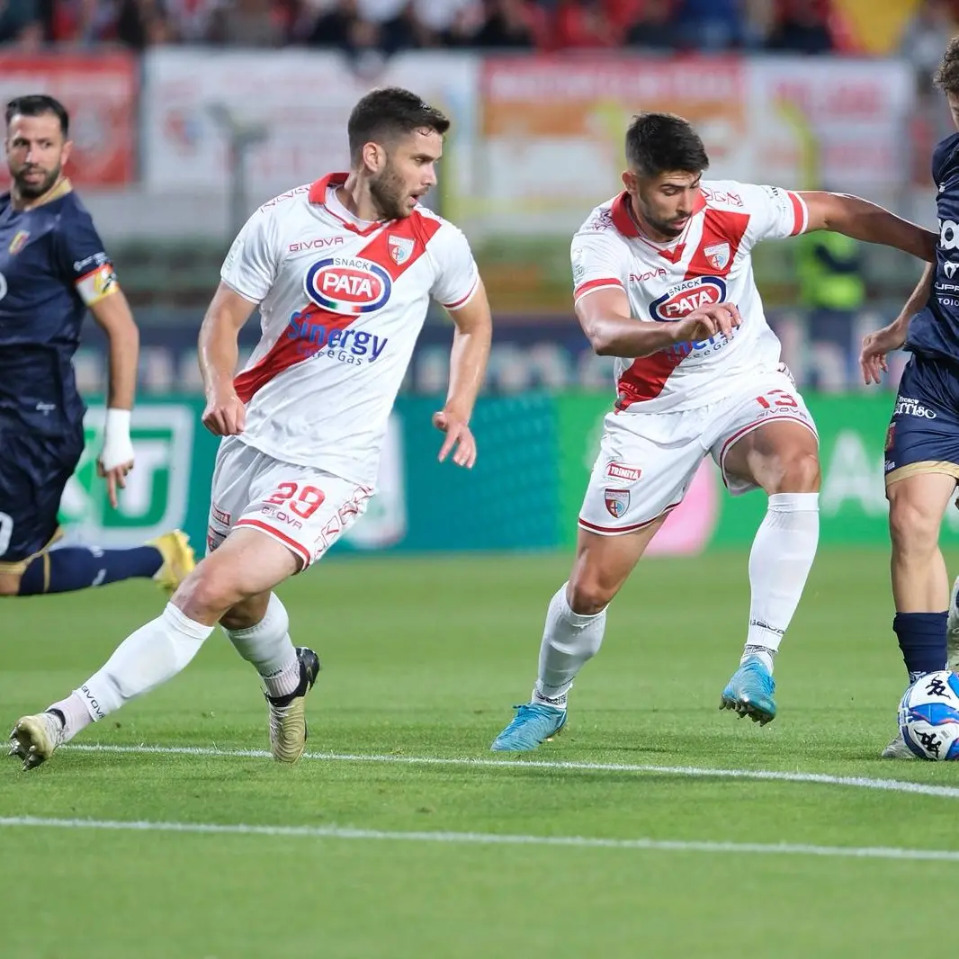 Mantova-Catanzaro, uno 0-0\u00A0che sta bene a tutti. Le Aquile\u00A0chiudono seste\u00A0in classifica e giocheranno\u00A0col Cesena\u00A0ai playoff