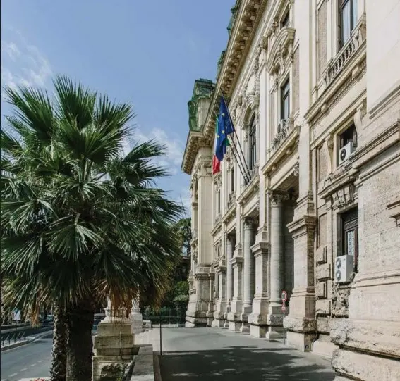 Vincitori di concorso ma ancora non assunti al Ministero dell’Istruzione, il Pd interroga Occhiuto\n