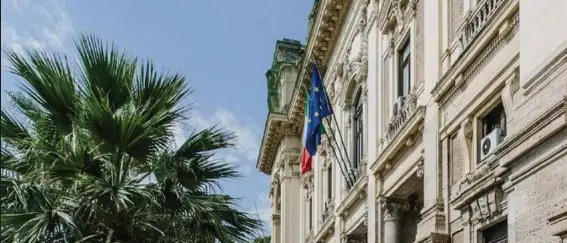 Vincitori di concorso ma ancora non assunti al Ministero dell’Istruzione, il Pd interroga Occhiuto\n