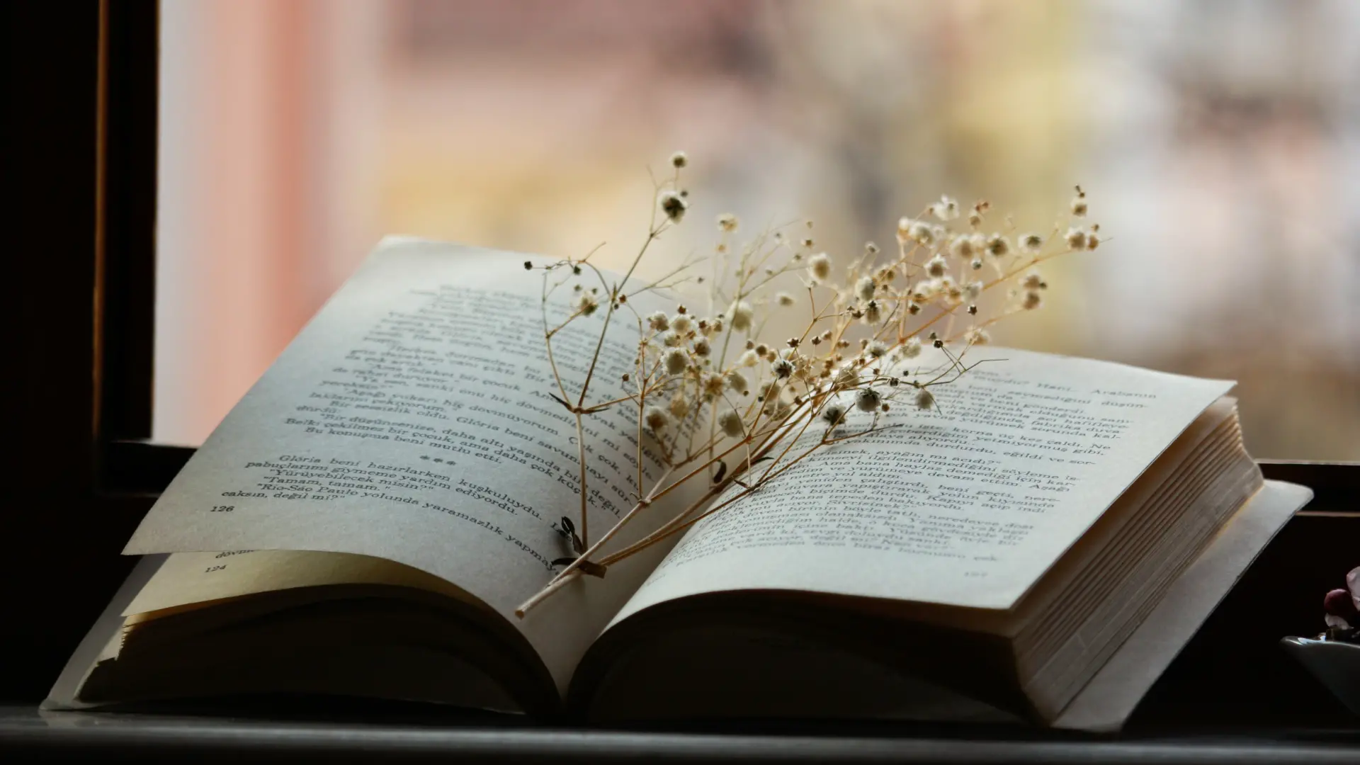 I fiori di Paolina Gervasi Mantovani, profuma ancora il “mazzolino fresco” di\u00A0versi della poetessa calabrese