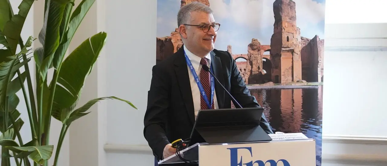 Dal borgo in Calabria ai vertici dell’oncologia: l’ascesa di Giuseppe Curigliano iniziata grazie ai consigli del medico-pittore\n