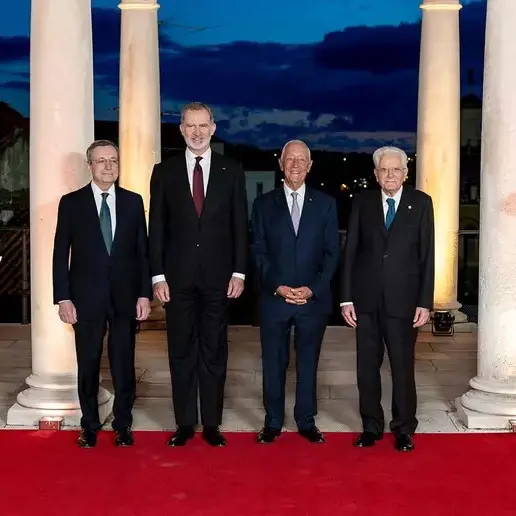 “Nessun dorma”: Mattarella e Draghi suonano la sveglia all’Europa\n
