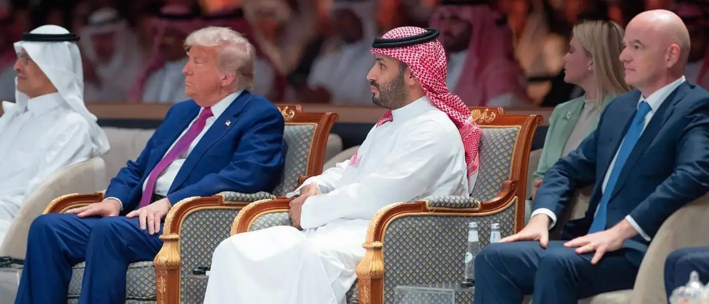 Il mondo arabo guarda all’Occidente: modernizzazione e nuovi orizzonti nei rapporti internazionali\n